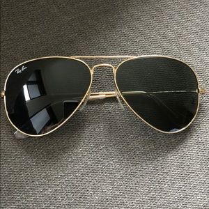 Ray Ban Large Gold Aviator